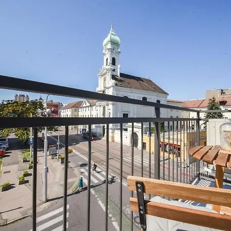 Lägenhet Center - Comfy & Modern *