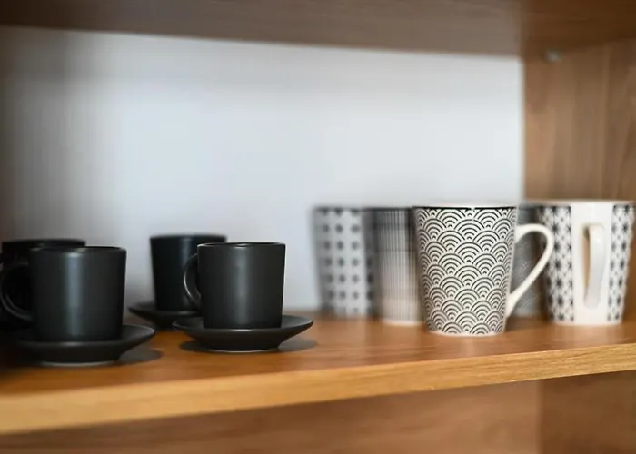 Center - Comfy & Modern *