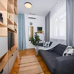 Center - Comfy & Modern Pozsony