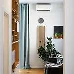 Center - Comfy & Modern Pozsony
